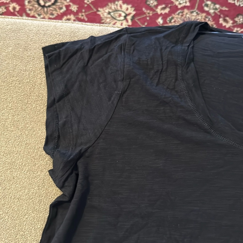 Social Standard by Sanctuary Amber Tee Black Scoop Shirt XXL (TD) - Picture 2 of 5